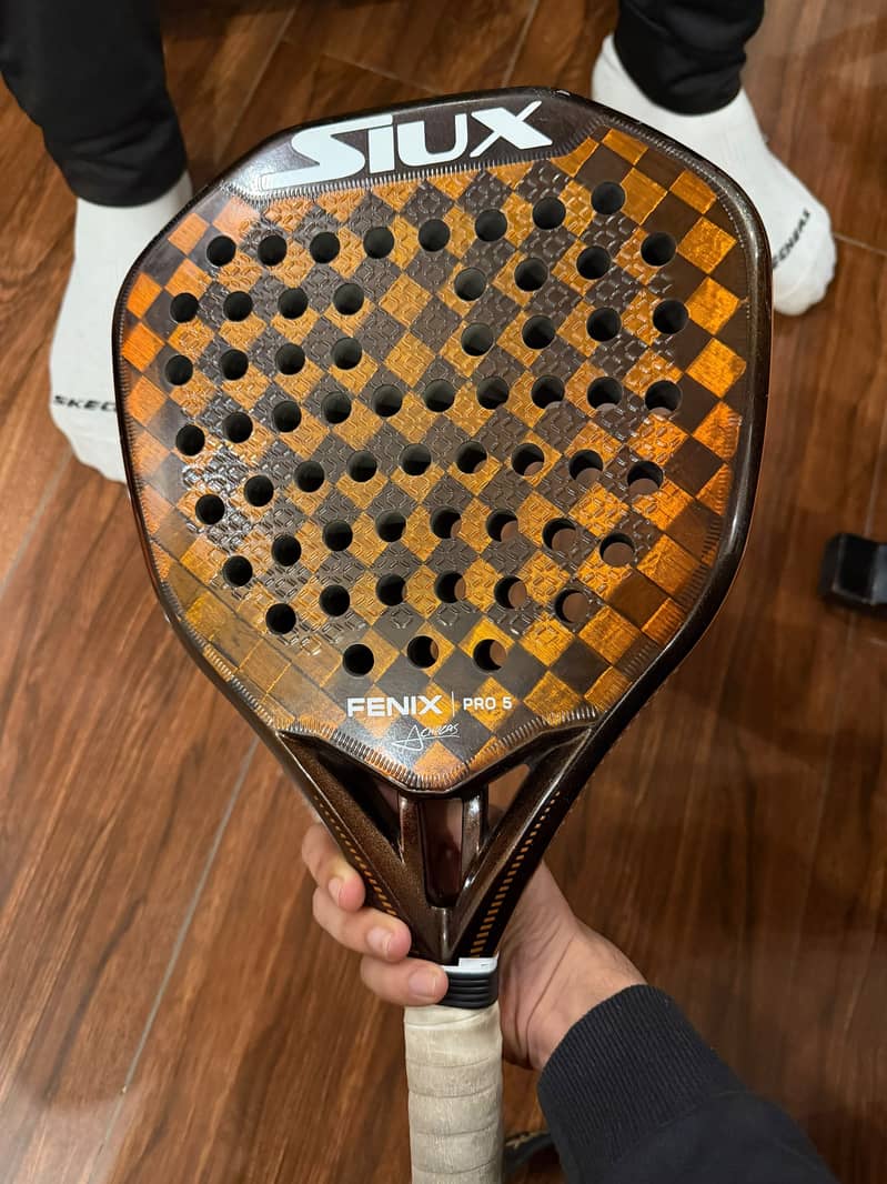 padel racket 0
