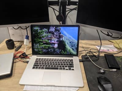Apple MacBook Pro 15.6-inch Retina 3K | Core i7 3rd Gen | Battery Dead