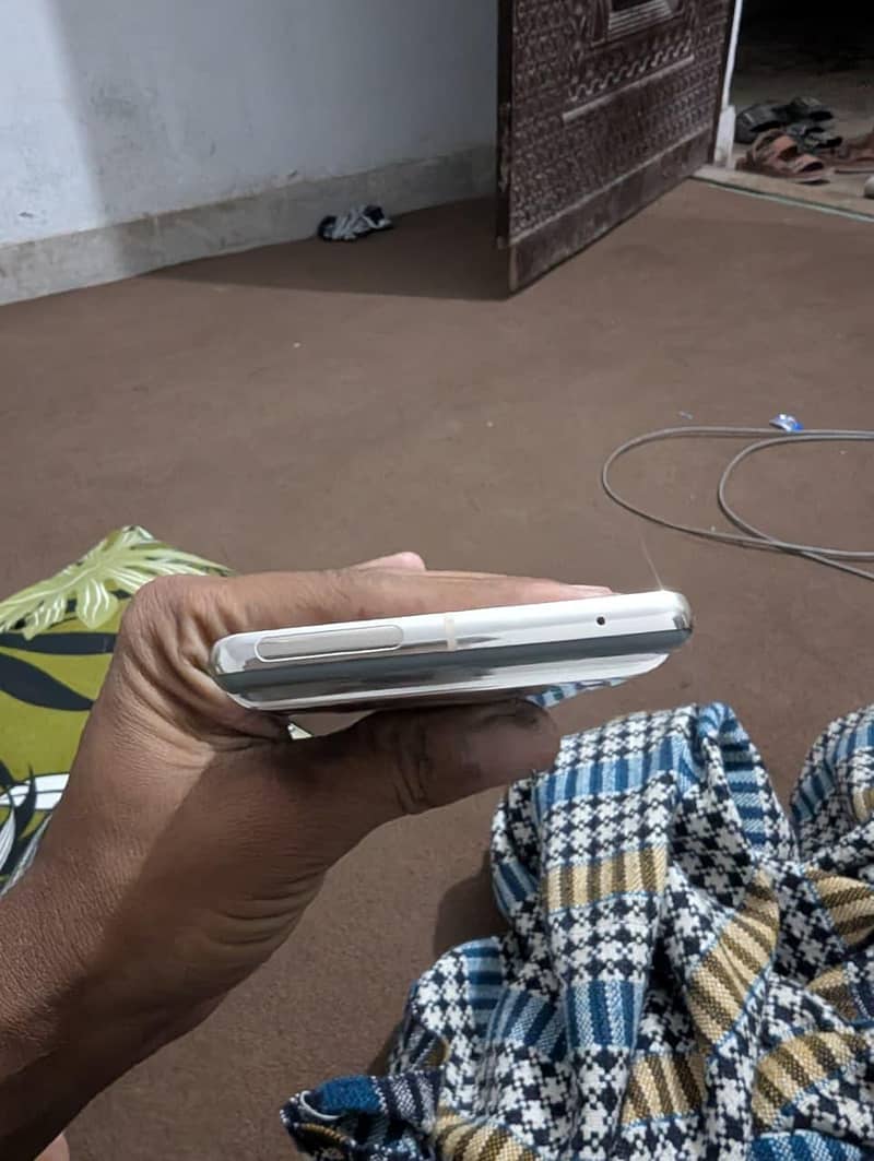 Google Pixel 7 Pro 6