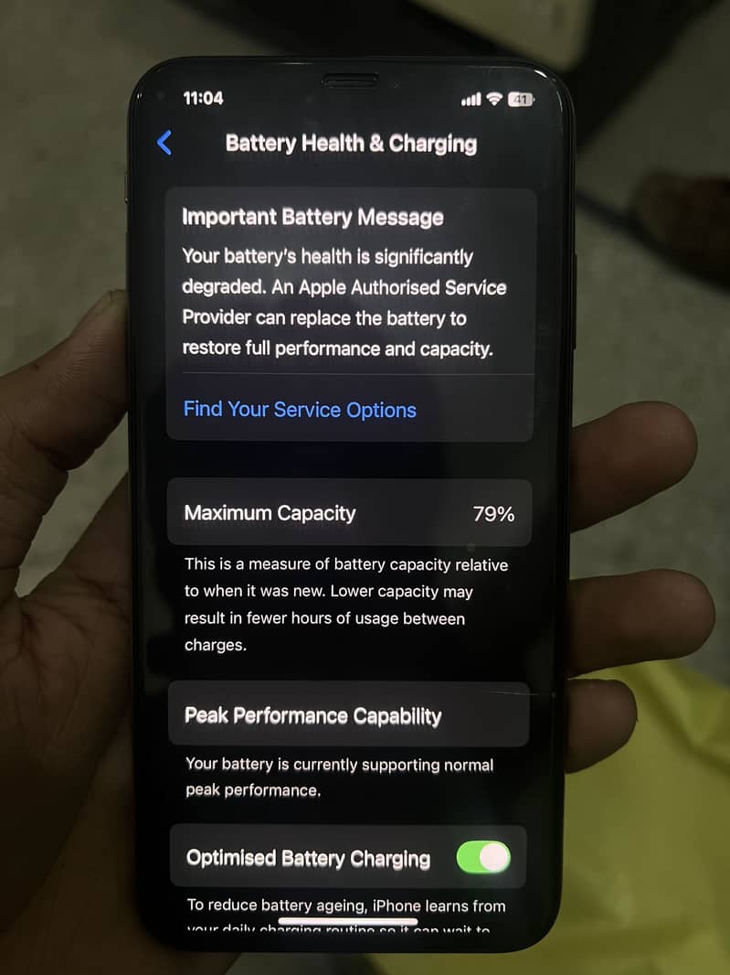 Apple iPhone XS Max 6