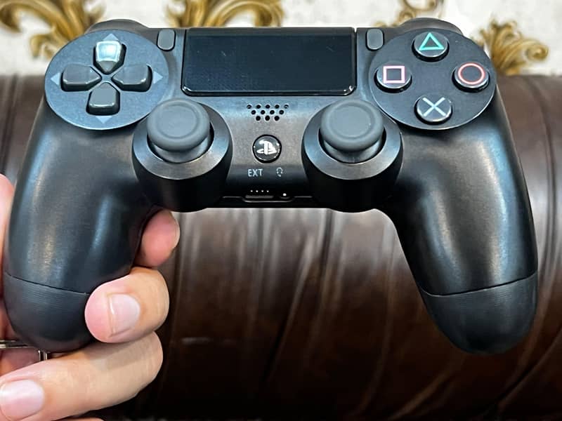 ps 4 pro sealed console 5