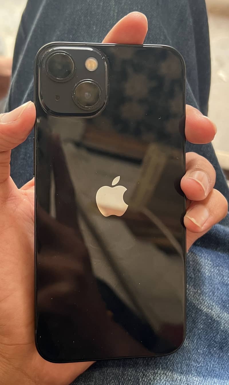 Apple iPhone 13 2