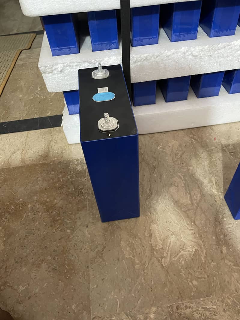 Lithium batteries 7
