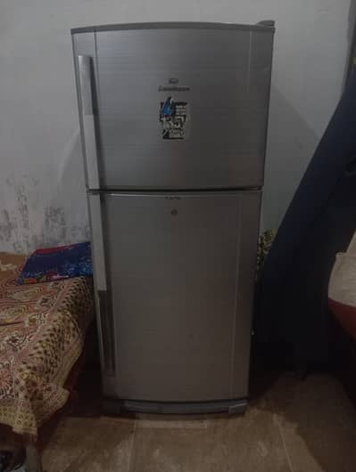 Dawlance LVS Refrigerator(135V, No stabilizer needed) - Good condition
