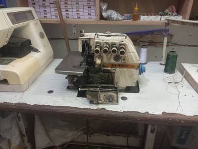kaj machine  or 3 overlack machine