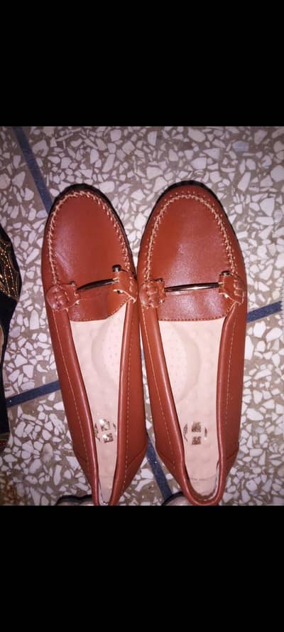 china shoes and khusa