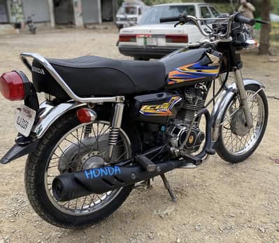 HONDA 125 MODEL 2022. Total Genuine. Double Saman.