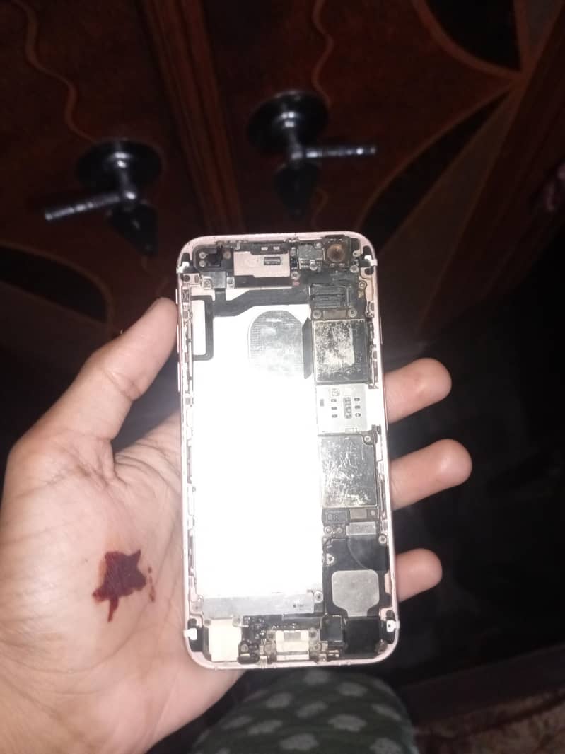 Apple iPhone 6S 0