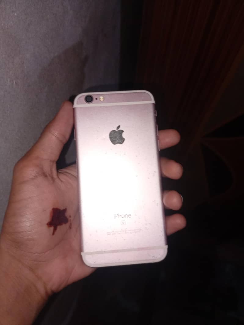Apple iPhone 6S 1