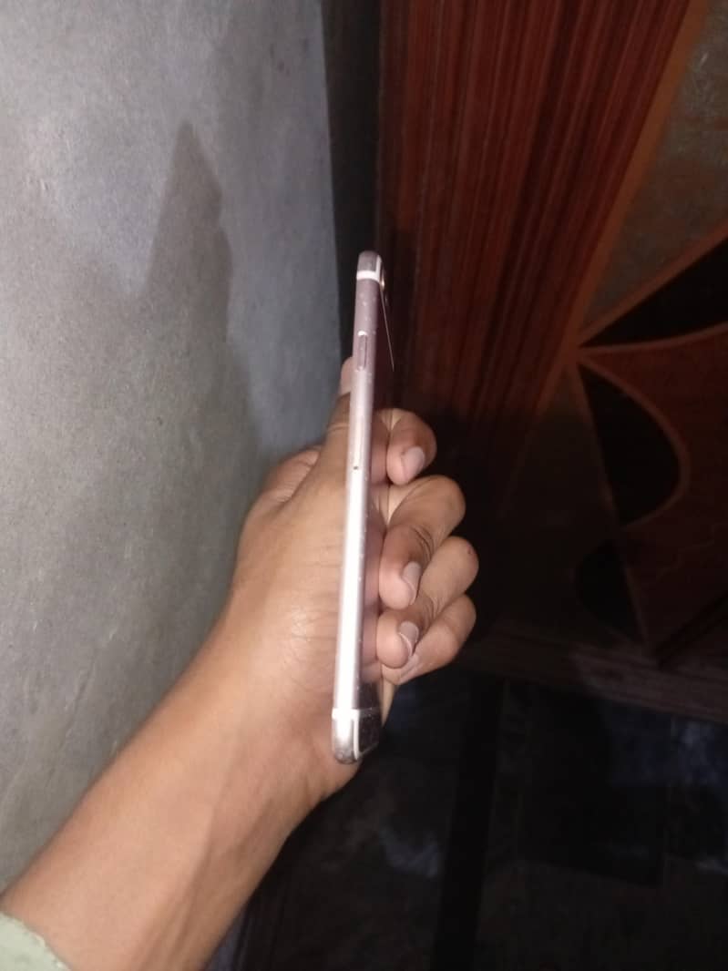 Apple iPhone 6S 2