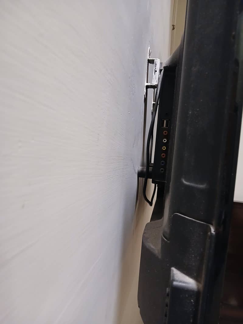 Used LCD 1