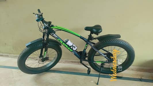 Bicycle Caspian 900 Fat Tire Mountain Bike.