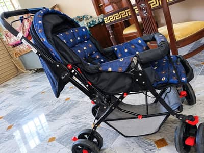 baby stroller. / pram