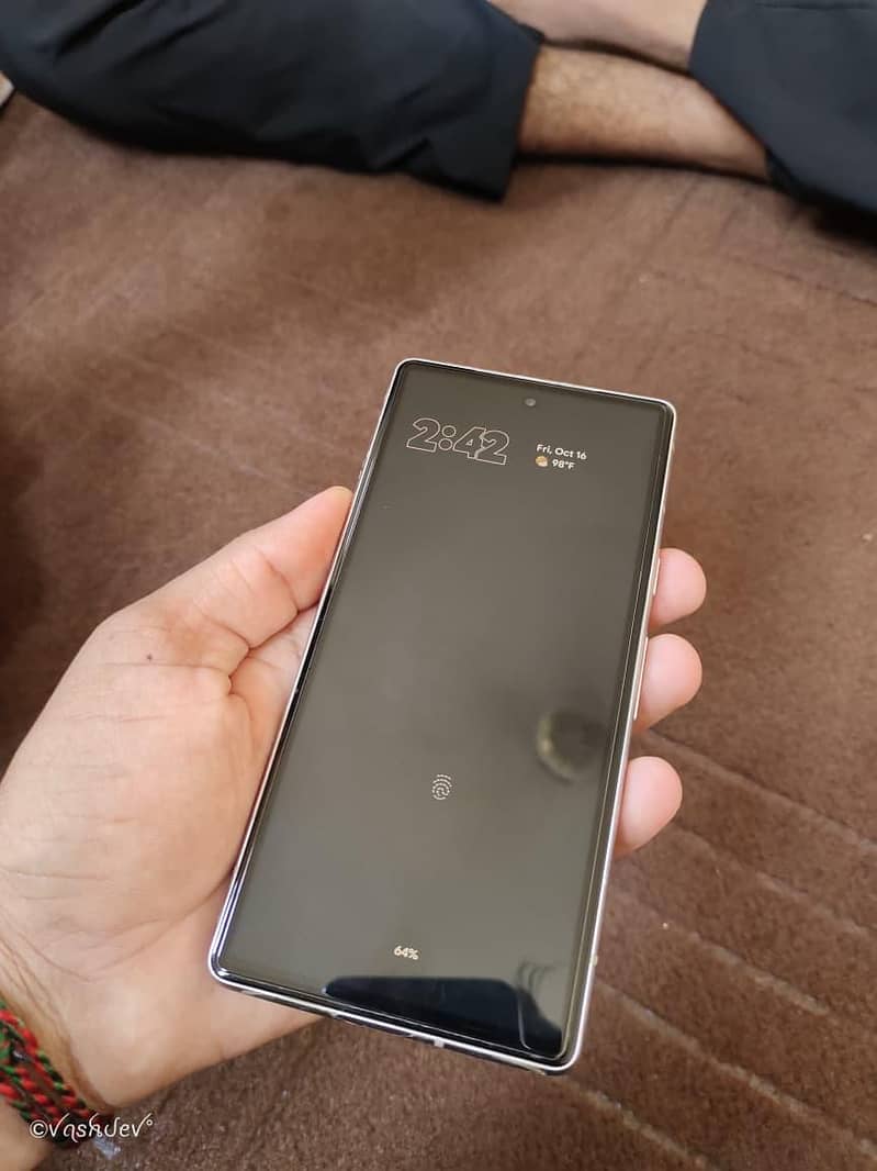 Google Pixel 7a 4