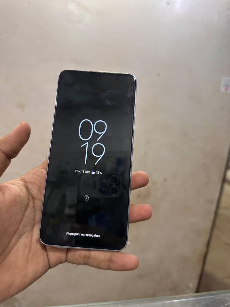 Google Pixel 8 Pro 2