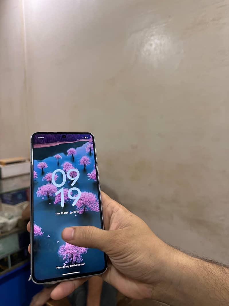 Google Pixel 8 Pro 4