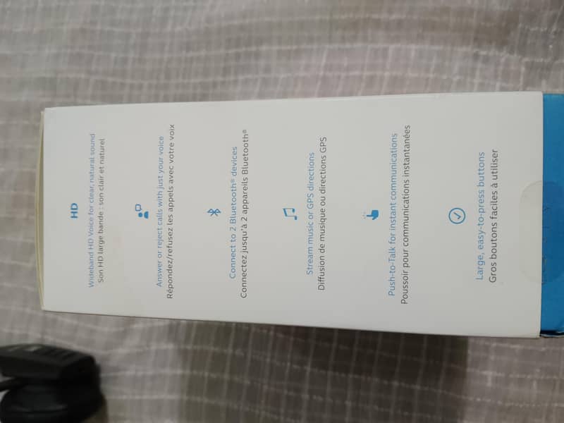 wireless Bluetooth headset 2