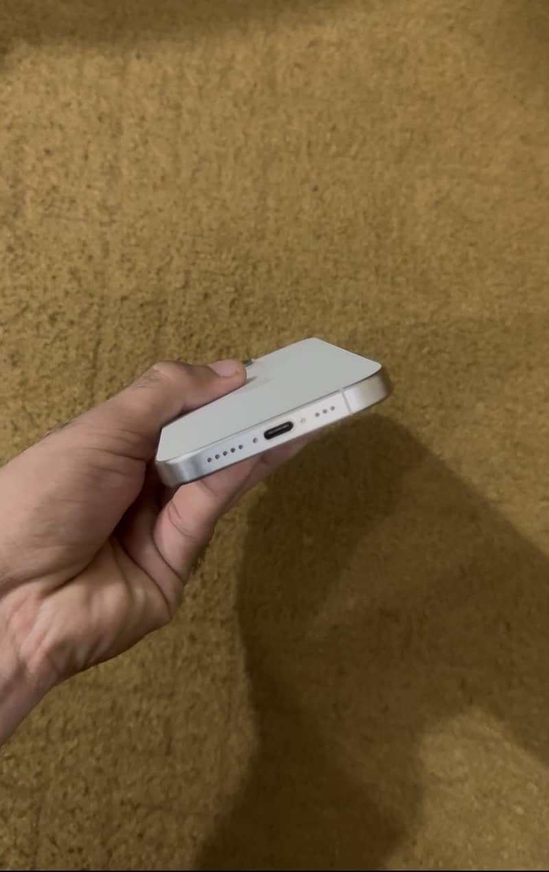 Apple iPhone 15 Pro 5