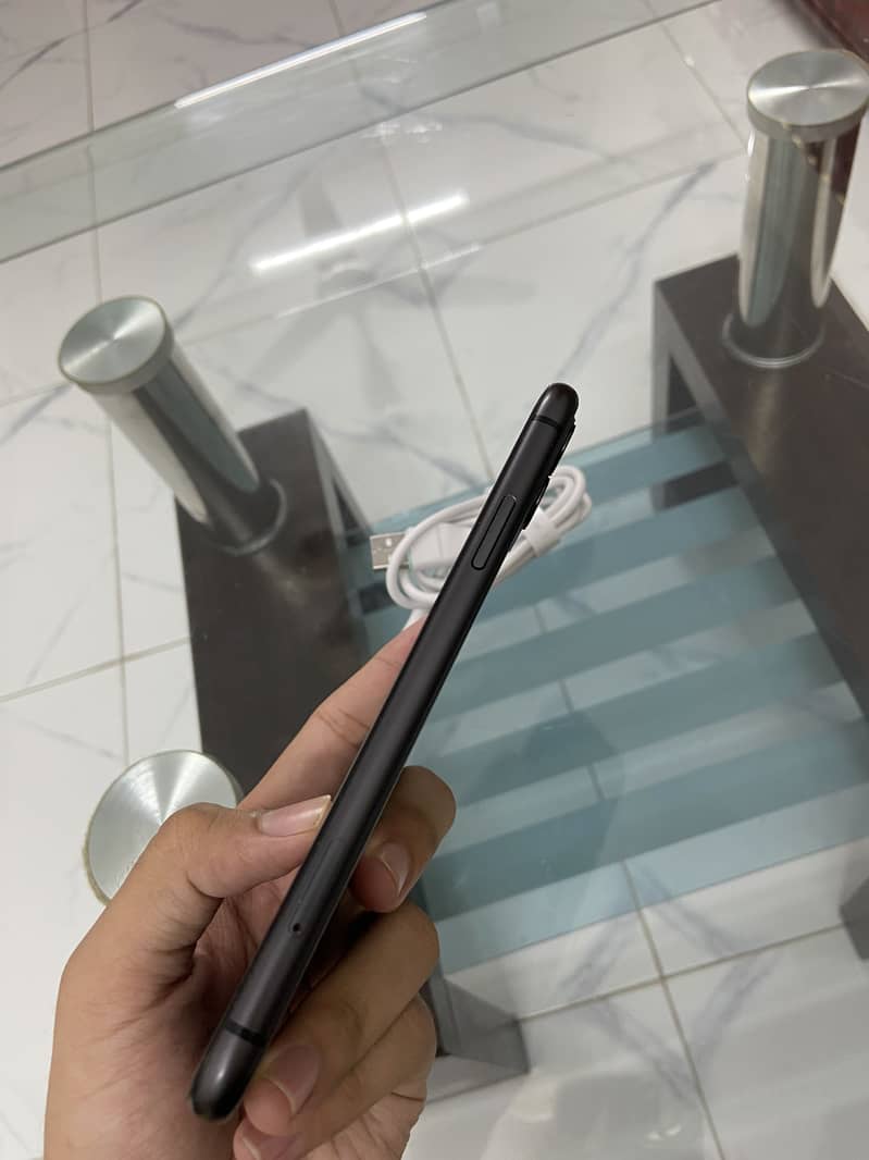 Apple iPhone 11 PTA APPROVED 5