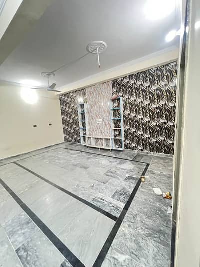 10 marla 1st floor for rent