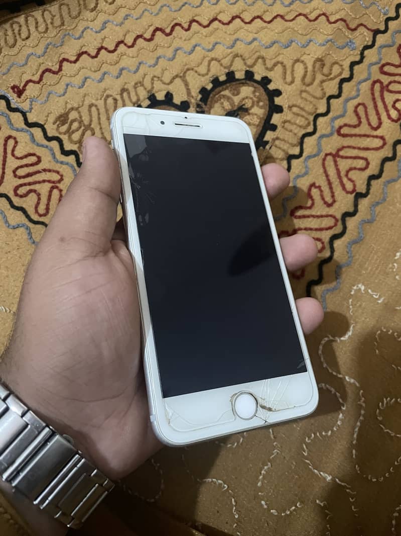 Apple iPhone 7 Plus 5