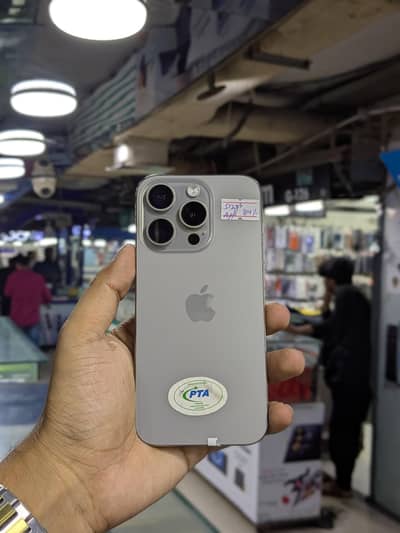 Apple iPhone 15 Pro