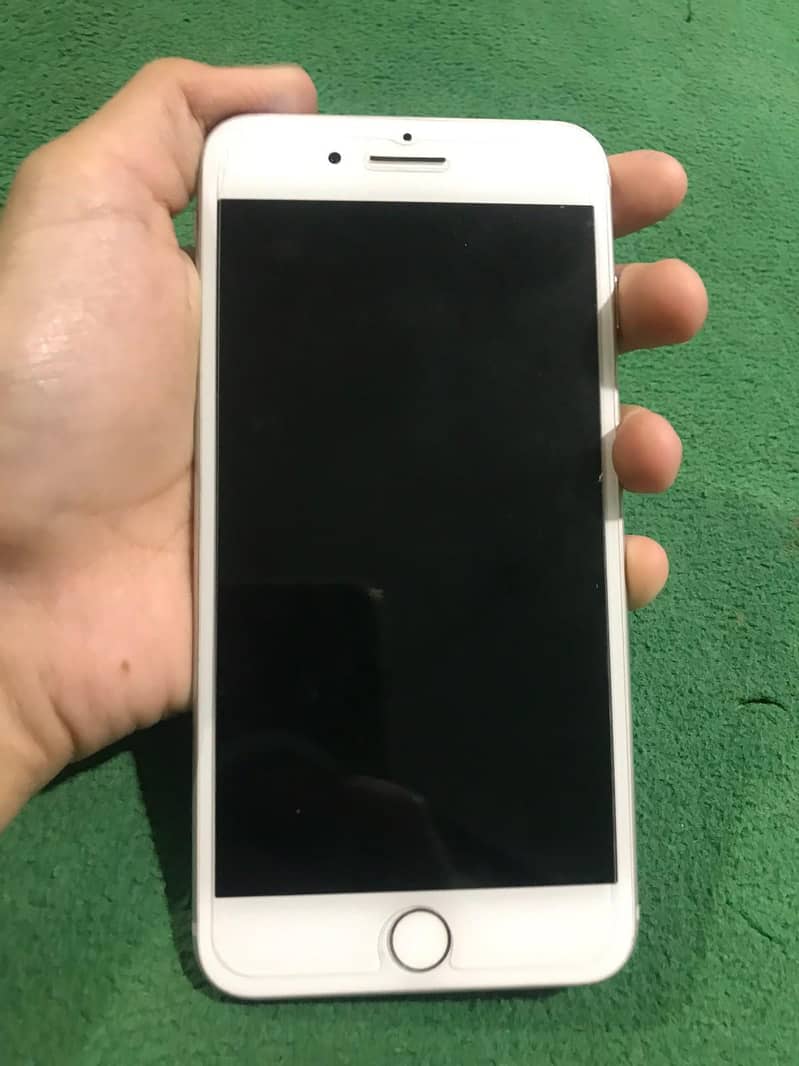 Apple iPhone 7 Plus 2