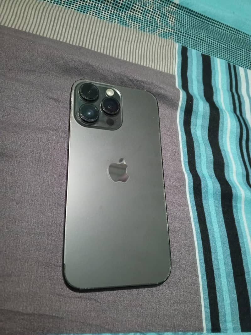Apple iPhone 14 Pro Max 0