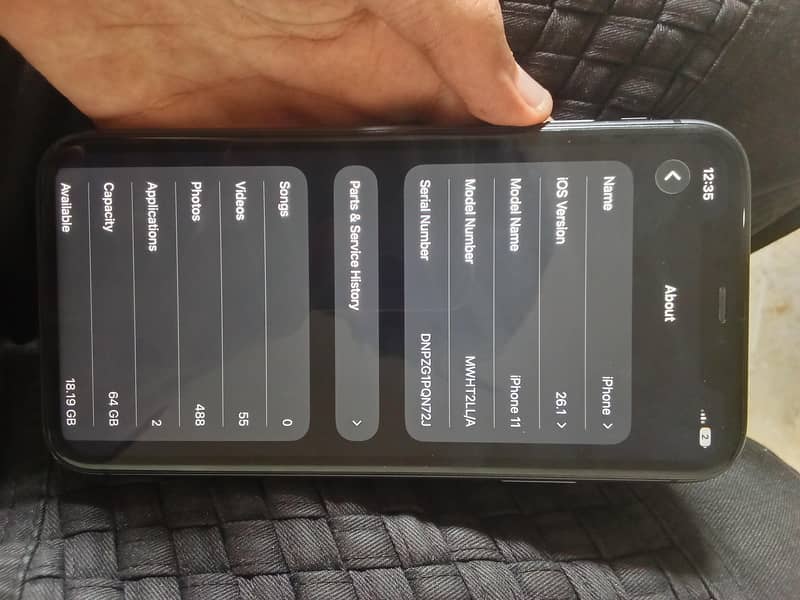 Apple iPhone 11 4