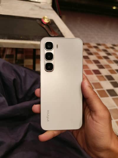 Infinix Hot 60 Pro