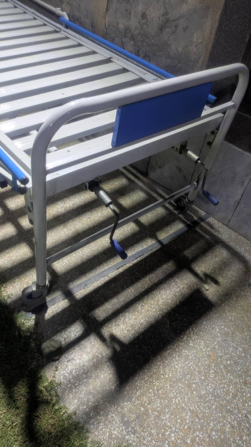 surgical bed 2