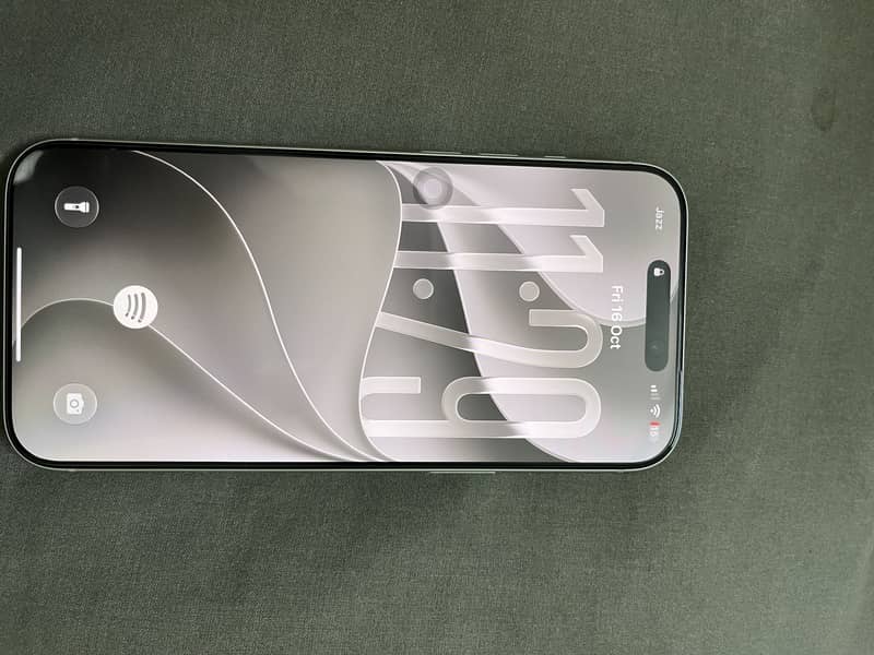 Apple iPhone 17 Pro Max 1