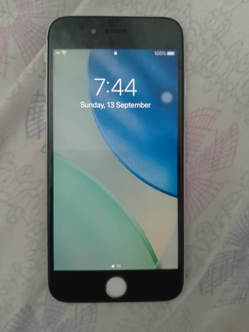 Apple iPhone 6S 1