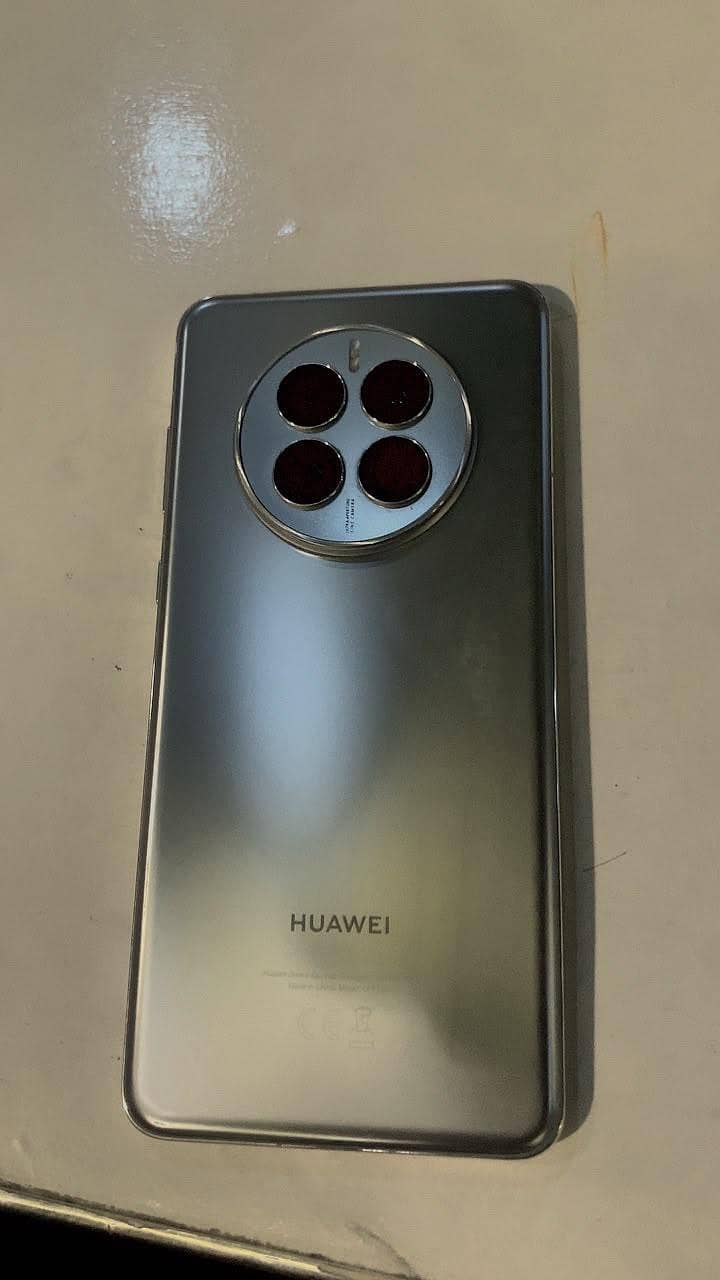 Huawei Mate 50 0
