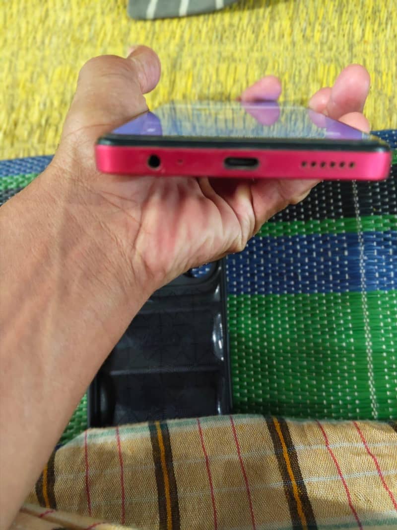 Tecno Spark 10 Pro 4