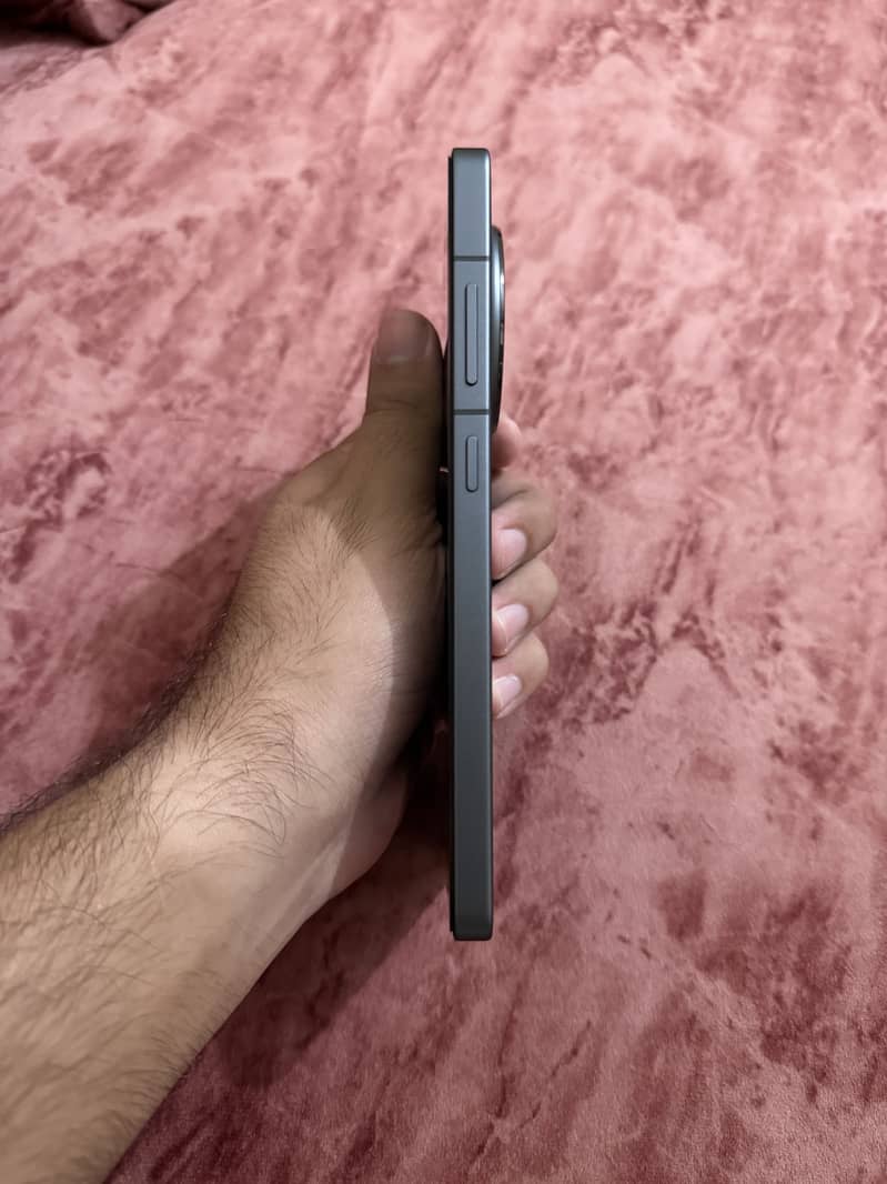 One Plus Ace5/13r 5
