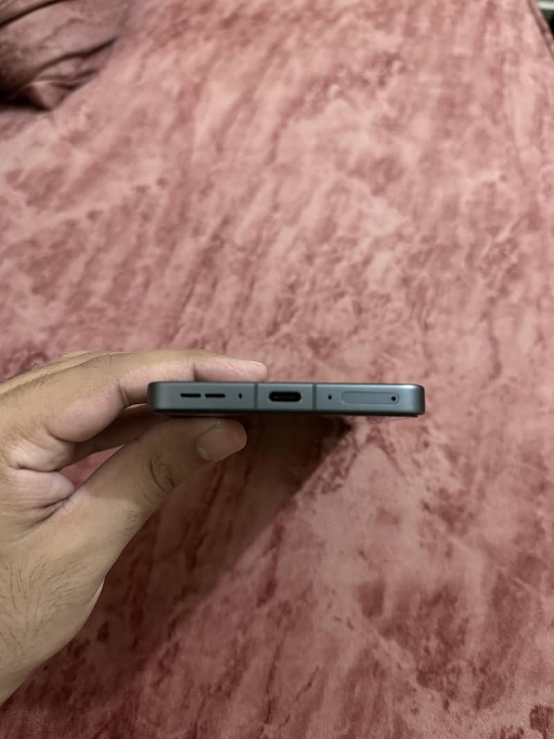 One Plus Ace5/13r 8