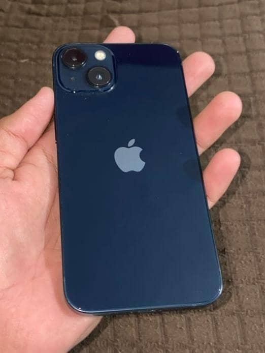 Apple iPhone 13 1