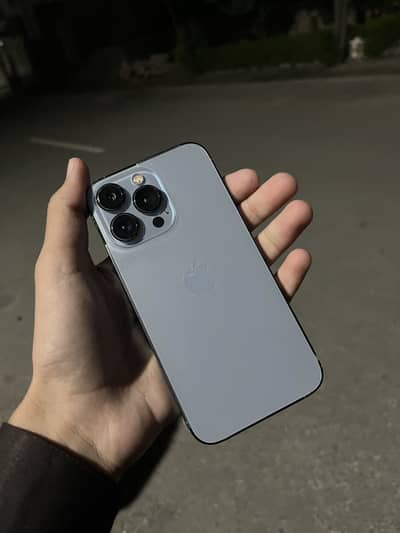 Apple iPhone 13 Pro