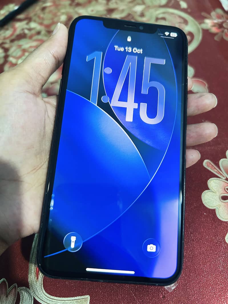 Apple iPhone 11 Pro Max 1