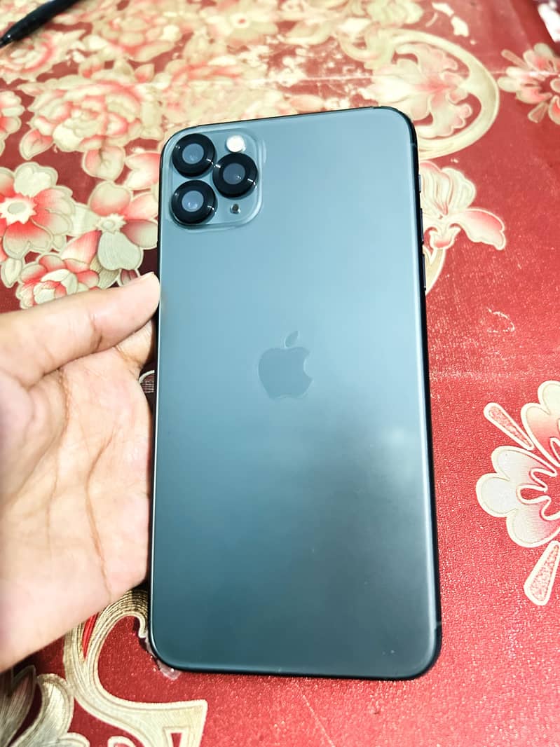 Apple iPhone 11 Pro Max 2