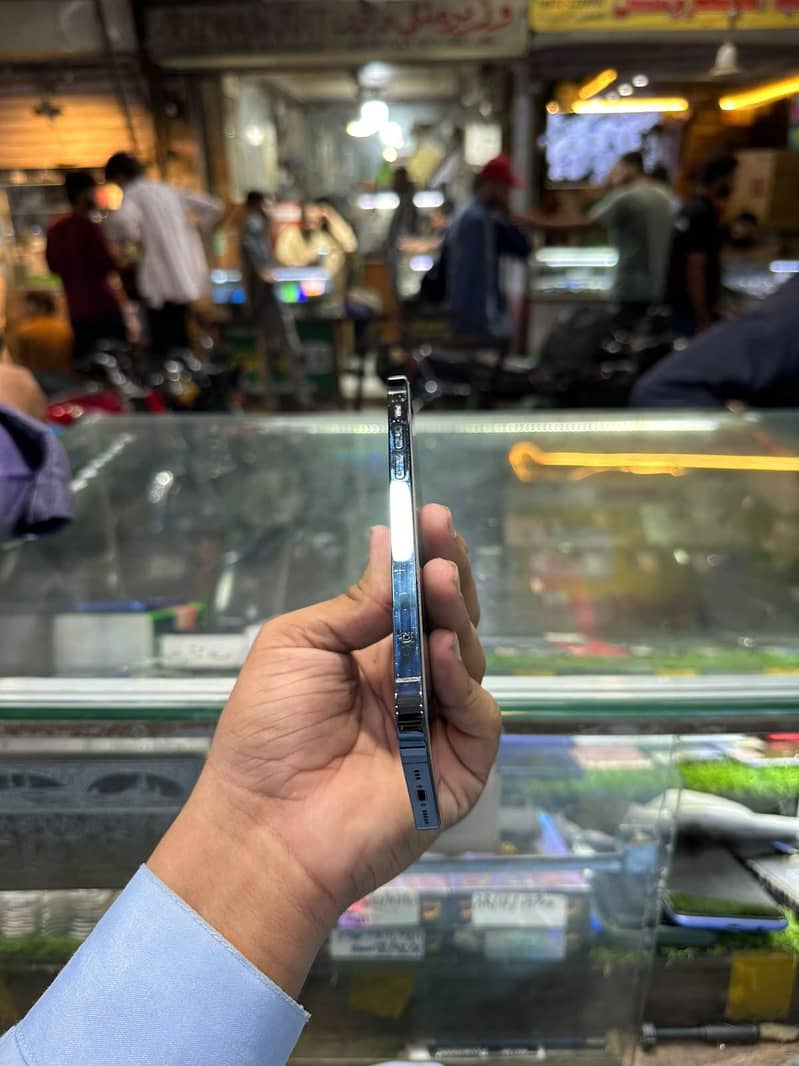 Apple iPhone 12 Pro 1