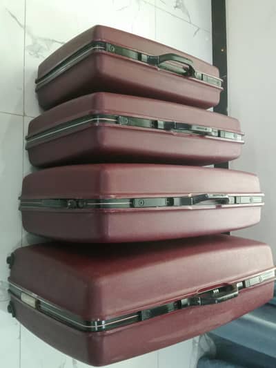 Suitcase Samsonite, luggage Box