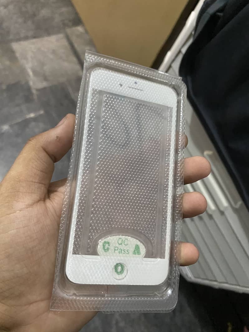 Apple iPhone 7 2
