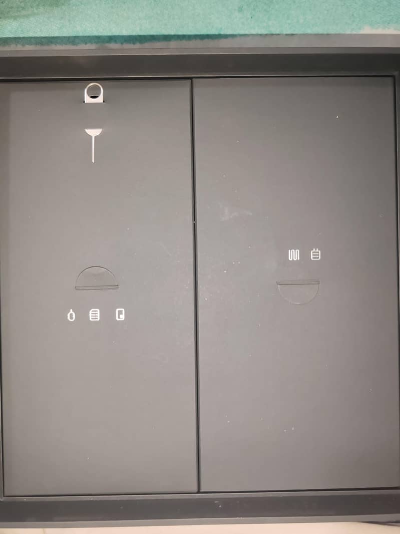 Honor Magic V5 11