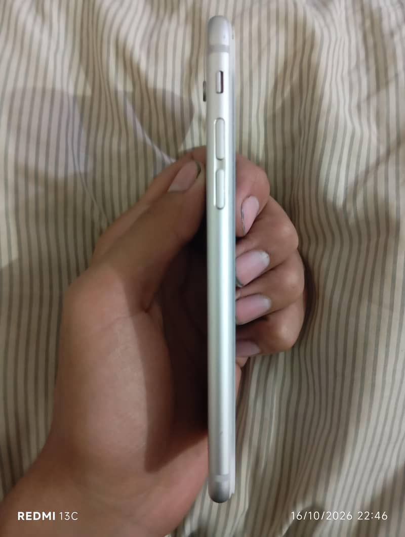 Apple iPhone 6S 3