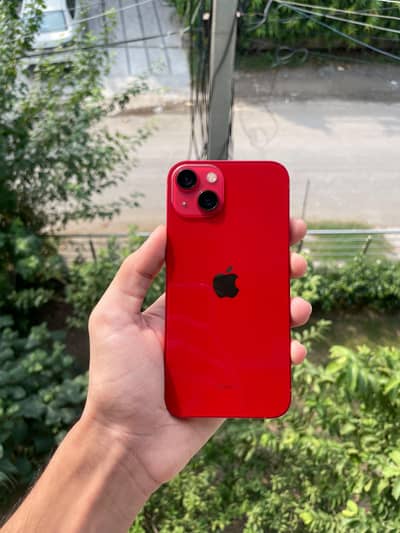 Apple iPhone 13