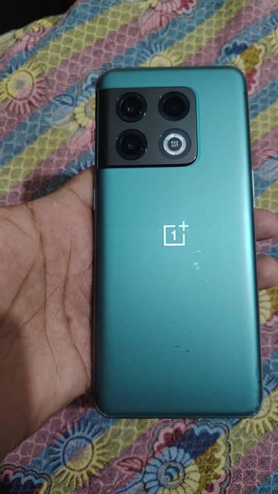 One Plus 10 Pro