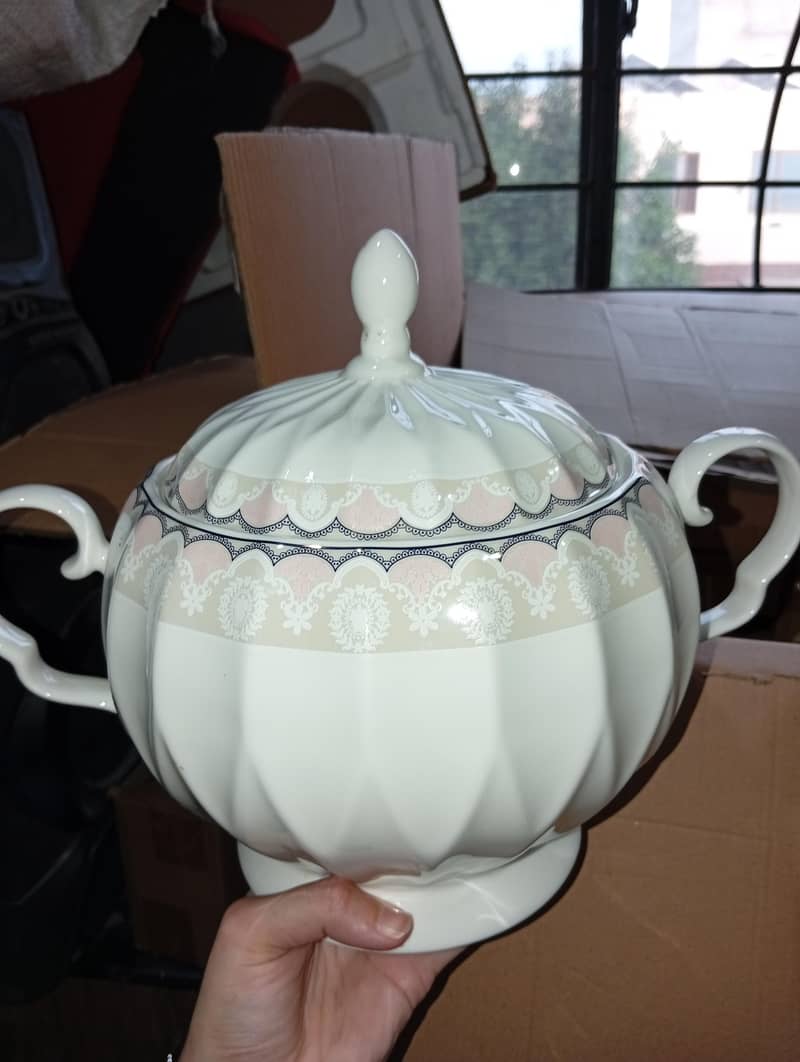 61 pieces dinner set 3