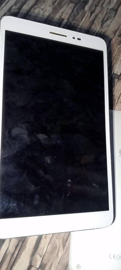 Huawei ka tab Hy media paid lakin panal break Hy eska